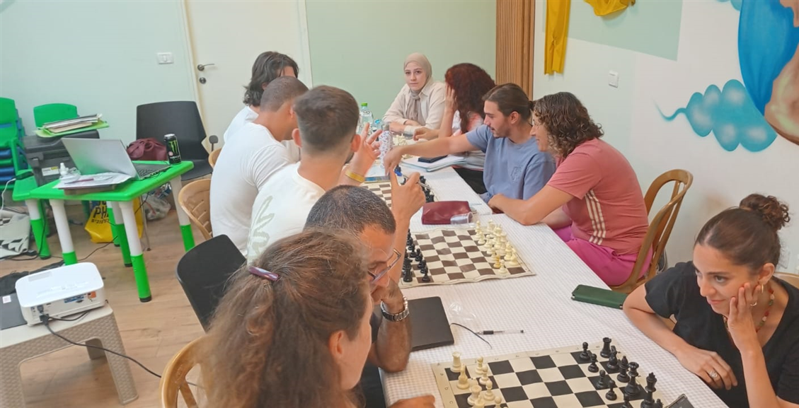 מפגש מרגש בג׳דיידה מכר – סיום קורס מדריכי שחמט