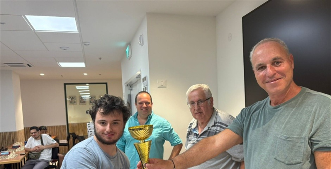 שיא של 174 שחקנים בשח-מהיר ע"ש רובינשטיין בהרצליה